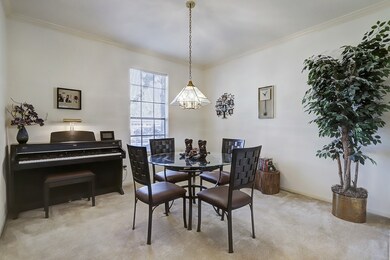 8110 Clover Gardens Dr, Houston, TX 77095 - photo 5