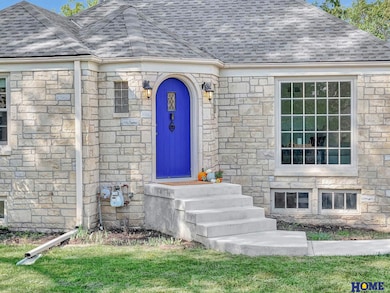 3041 S 41st St, Lincoln, NE 68506 - photo 3