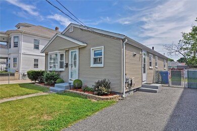 45 Booth Ave, Pawtucket, RI 02861 - photo 2
