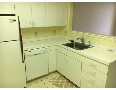 The Vicomte unit 504, Allston, MA 02134 - photo 4