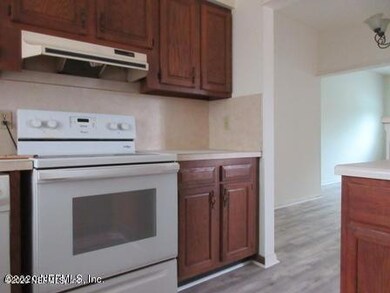 7655 Falcon St, Jacksonville, FL 32244 - photo 4