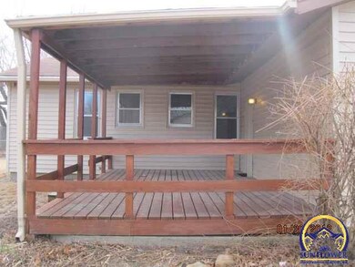 3612 SW Garfield Ave, Topeka, KS 66611 - photo 4
