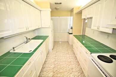 4828 Paulie Ct, West Palm Beach, FL 33415 - photo 7