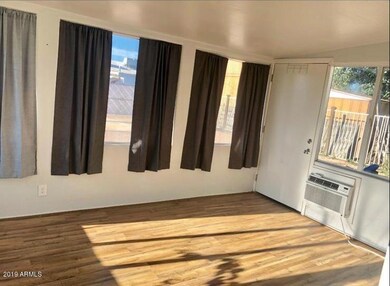 18dfcd3d-6b66-4fe3-983e-ac1127464699 - C