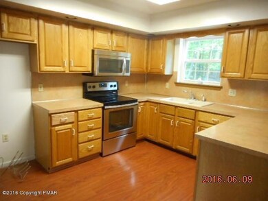 313 Mount Effort Dr, Effort, PA 18330 - photo 3