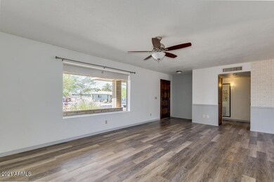 5812 E Dallas St, Mesa, AZ 85205 - photo 7