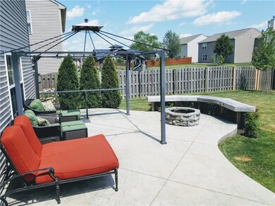 12271 Quarterback Ln, Fishers, IN 46037 - photo 4