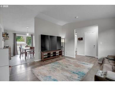 1897 SW Binford Lake Pkwy, Gresham, OR 97080 - photo 6