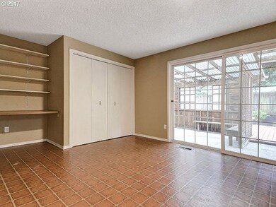 5276 Oakridge Rd, Lake Oswego, OR 97035 - photo 7