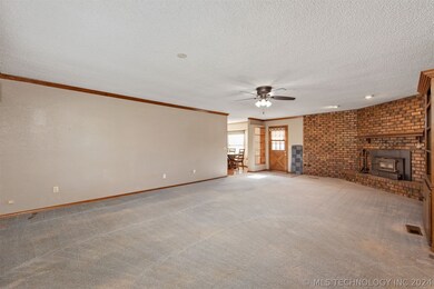 7969 Lariat Cir, Broken Arrow, OK 74014 - photo 6
