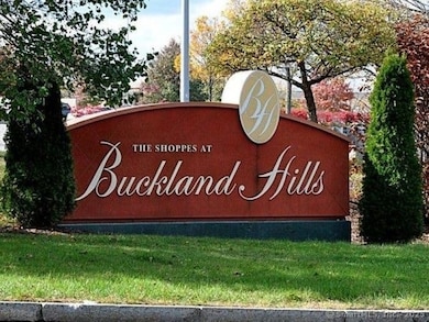 Close to Buckland Hills