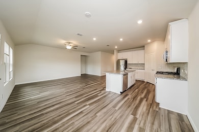 6117 Pathfinder Trail, Fort Worth, TX 76179 - photo 4