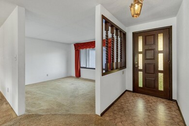 2494 Spring St, Medford, OR 97504 - photo 2