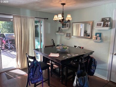 2019 Willow St, Florence, OR 97439 - photo 7