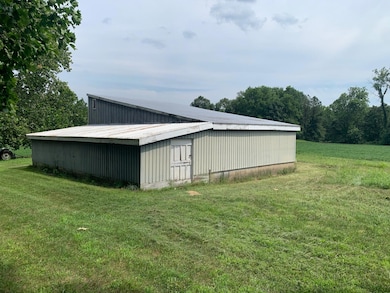 7462 W Martin Rd, Three Oaks, MI 49128 - photo 6