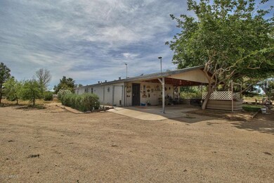 40438 N Kennedy Dr, San Tan Valley, AZ 85140 - photo 7