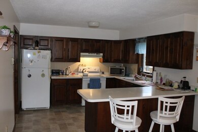 38 O St, Turners Falls, MA 01376 - photo 7