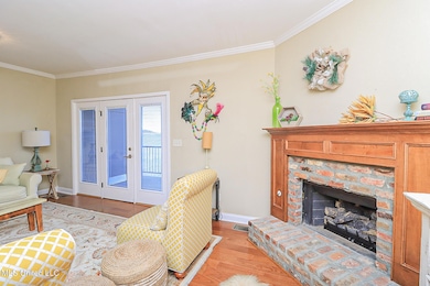 65 Breakers Ln 8