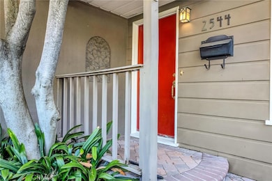 2544 Evelyn St, Montrose, CA 91020 - photo 2