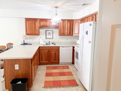 25 Green Leaves Dr unit 508, Amherst, MA 01002 - photo 7