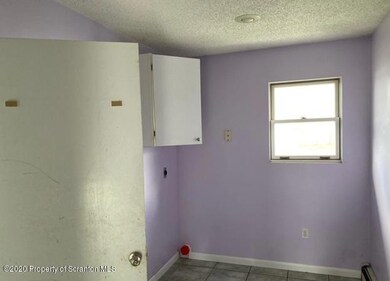 924 Clearview Rd, Moscow, PA 18444 - photo 3