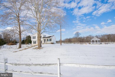 989 Cedar Ln, Shepherdstown, WV 25443 - photo 3