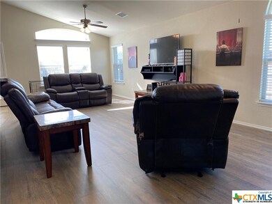 403 Kayla St, Troy, TX 76579 - photo 5