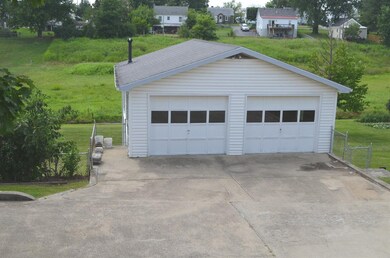 618 Elizabeth Ct, Harrodsburg, KY 40330 - photo 4