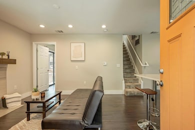 935 La Posada Dr unit 148, Austin, TX 78752 - photo 7