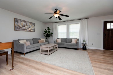 3009 N Marshall Rd, Marshfield, MO 65706 - photo 7