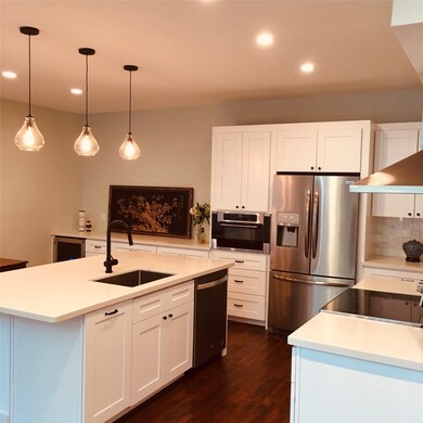 61 Litchfield Ln, Houston, TX 77024 - photo 6