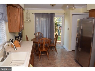 989 Rill Rd, Reading, PA 19606 - photo 6