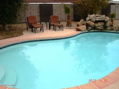Pool 2