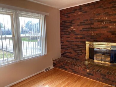 137 Windy Hill Rd, Statesville, NC 28625 - photo 3