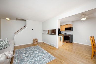 2724 Glenbridge Ct unit 90, Ann Arbor, MI 48104 - photo 6