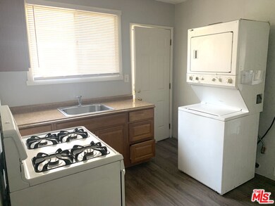 4814 W 17th St unit 1/4, Los Angeles, CA 90019 - photo 4