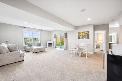 03_Interior