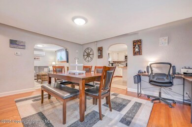 167 Handley St, Eynon, PA 18403 - photo 4