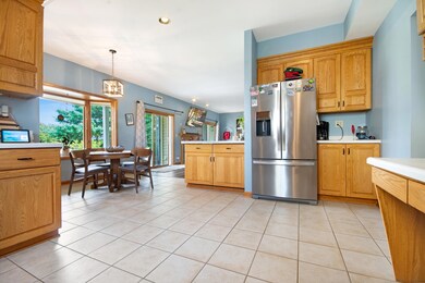 W1281 Siena Cir, Lake Geneva, WI 53147 - photo 7