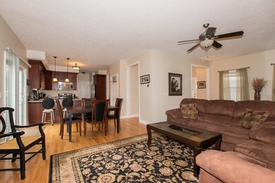 12 Laura Dr, Attleboro, MA 02703 - photo 6