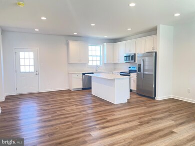 80 Thyme Way, Bunker Hill, WV 25413 - photo 4