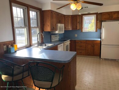 80 Applegate St, Red Bank, NJ 07701 - photo 4