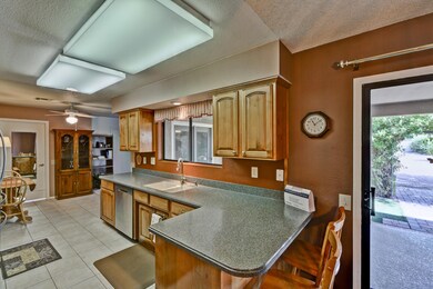 13806 W Franciscan Dr, Sun City West, AZ 85375 - photo 4