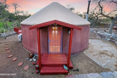 335 W Oak Hills Dr, Oracle, AZ 85623 - photo 3