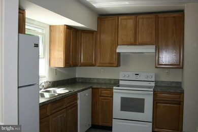 21429 S Essex Dr, Lexington Park, MD 20653 - photo 4