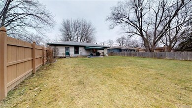 697 Westbrook Dr, North Tonawanda, NY 14120 - photo 4