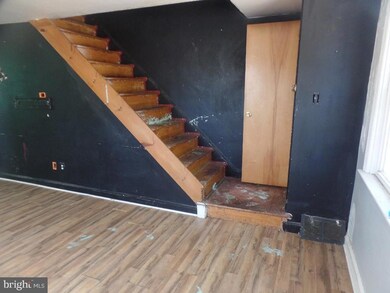 2423 Stoneybrook Ln, Drexel Hill, PA 19026 - photo 4