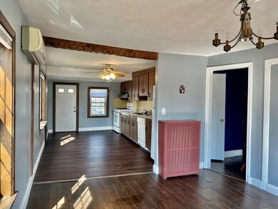 74 Willow St unit 2, Quincy, MA 02170 - photo 3