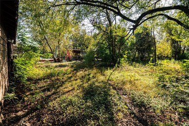 5326 Wilmington St, Houston, TX 77033 - photo 4