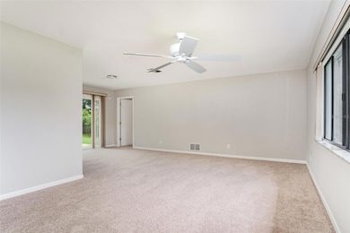 25 Fillmore Ln, Palm Coast, FL 32137 - photo 5